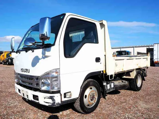 いすゞ エルフ TPG-NKS85AN(4WD)の写真1