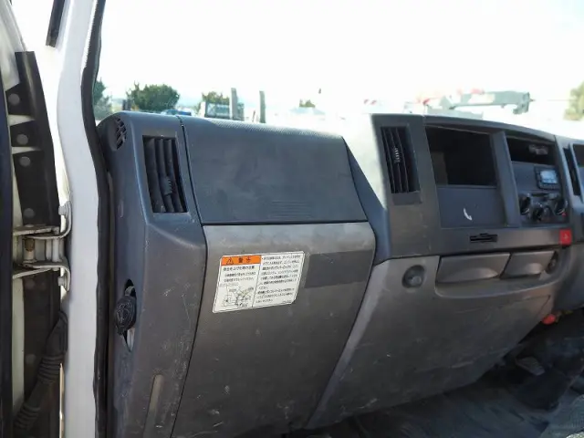 いすゞ エルフ TPG-NKS85AN(4WD)の写真44