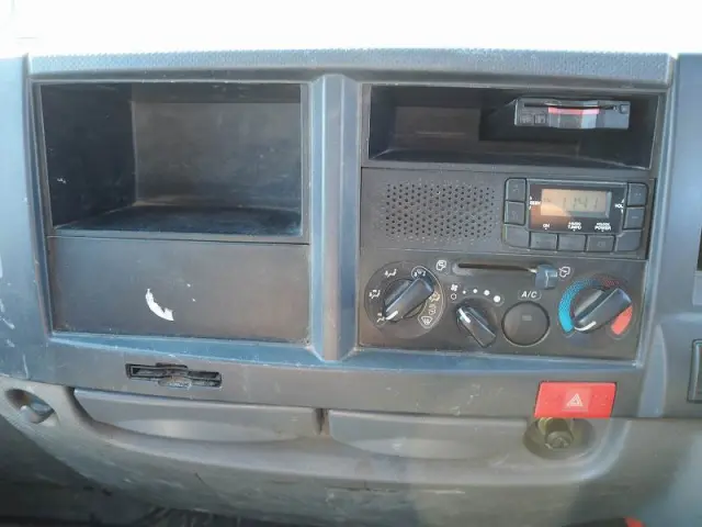 いすゞ エルフ TPG-NKS85AN(4WD)の写真48