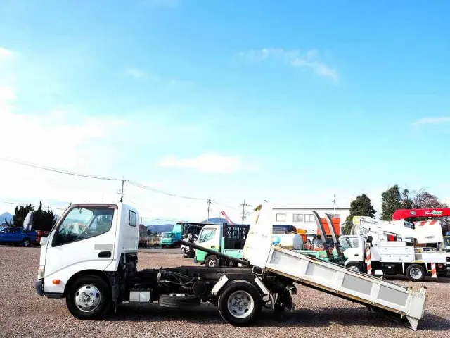 日野 デュトロ TKG-XZU620T(2WD)の写真2