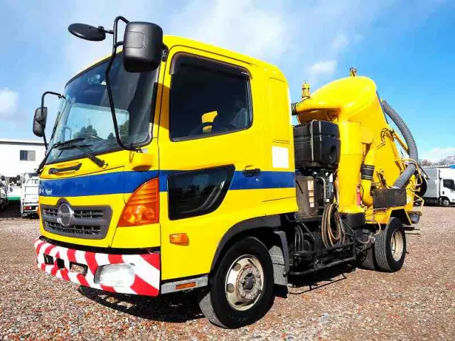 日野 レンジャー BDG-FD7JDWA(2WD)の写真1