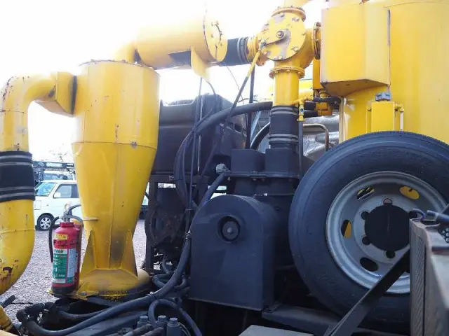 日野 レンジャー BDG-FD7JDWA(2WD)の写真19