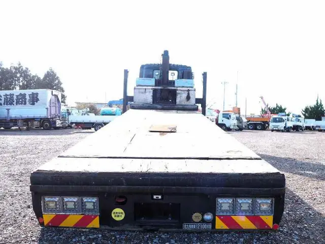 日野 プロフィア LKG-FW1EWBA(8x4)の写真4