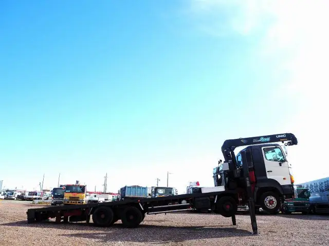 日野 プロフィア LKG-FW1EWBA(8x4)の写真6