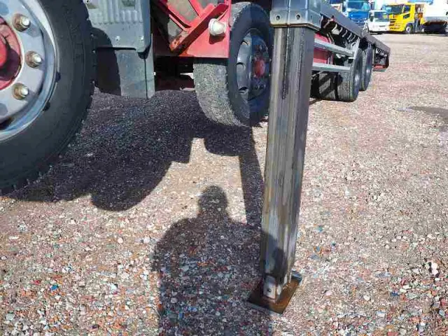 日野 プロフィア LKG-FW1EWBA(8x4)の写真12