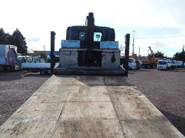 日野 プロフィア LKG-FW1EWBA(8x4)の写真13