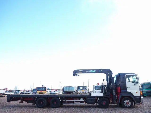 日野 プロフィア LKG-FW1EWBA(8x4)の写真28