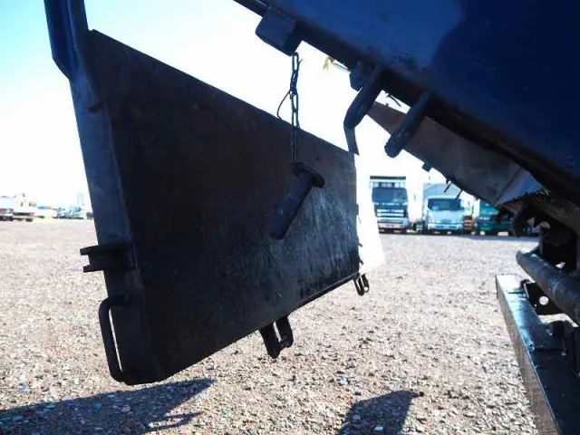 日野 レンジャー LKG-FE7JEAA(2WD)の写真32