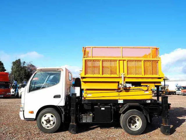 日野 デュトロ TKG-XZU600X(2WD)の写真2