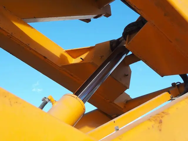 日野 デュトロ TKG-XZU600X(2WD)の写真15