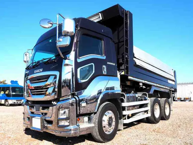 いすゞ ギガ 2PG-CXZ77CT(6x4)の写真1