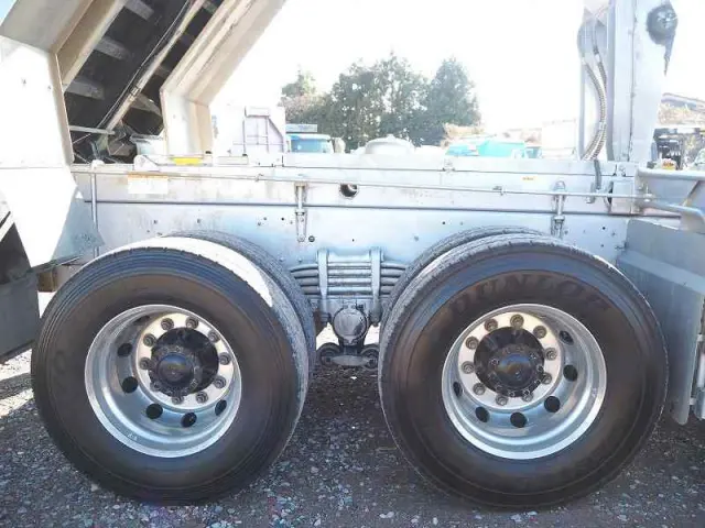 いすゞ ギガ 2PG-CXZ77CT(6x4)の写真21