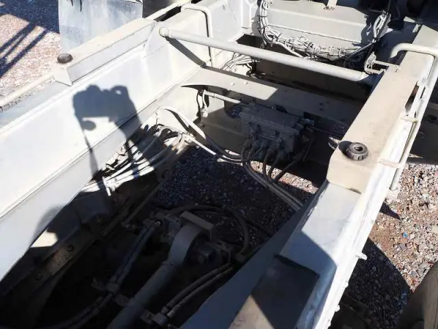 いすゞ ギガ 2PG-CXZ77CT(6x4)の写真33