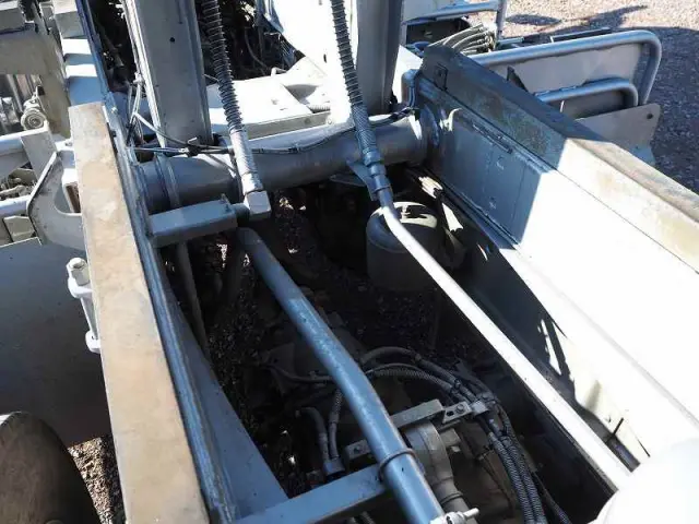 いすゞ ギガ 2PG-CXZ77CT(6x4)の写真35