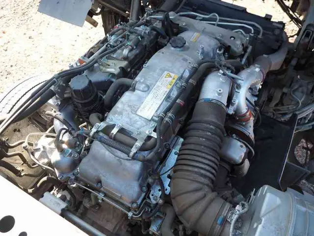 いすゞ ギガ 2PG-CXZ77CT(6x4)の写真40