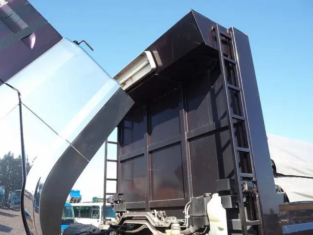 いすゞ ギガ 2PG-CXZ77CT(6x4)の写真42