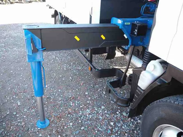 三菱 キャンター TKG-FEB80(2WD)の写真9