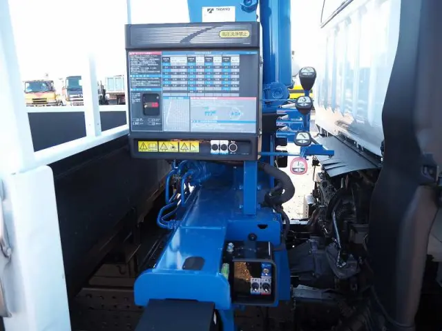 三菱 キャンター TKG-FEB80(2WD)の写真10