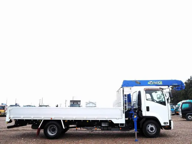 いすゞ フォワード TKG-FRR90S1(2WD)の写真6