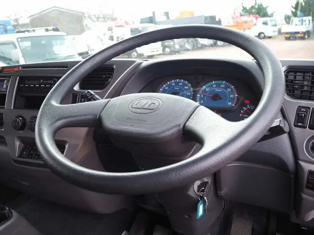 ＵＤ コンドル QDG-PW39L(6x4)の写真47