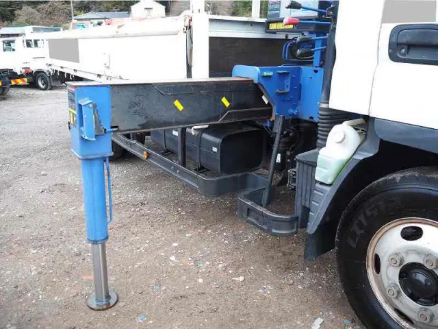 三菱 キャンター TKG-FEB50(2WD)の写真9