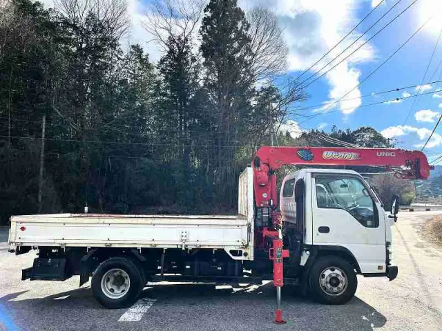 いすゞ エルフ PA-NPR81R(2WD)の写真6