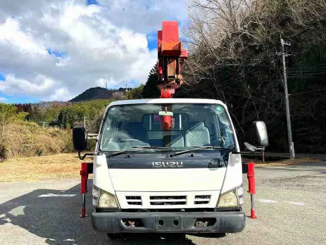 いすゞ エルフ PA-NPR81R(2WD)の写真8