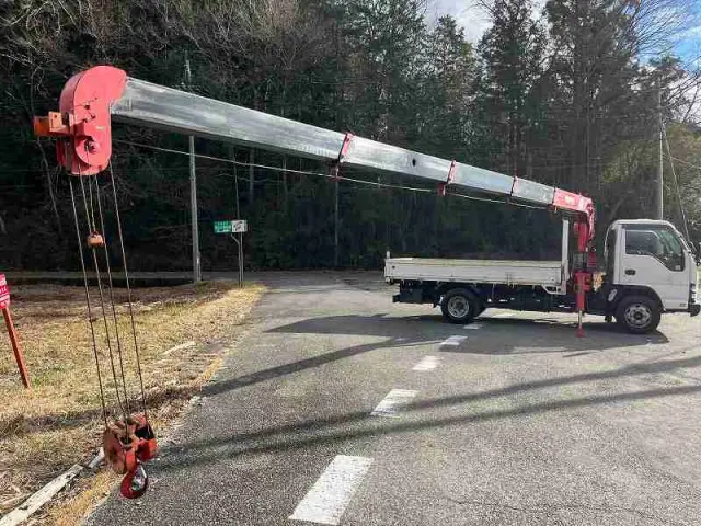 いすゞ エルフ PA-NPR81R(2WD)の写真16