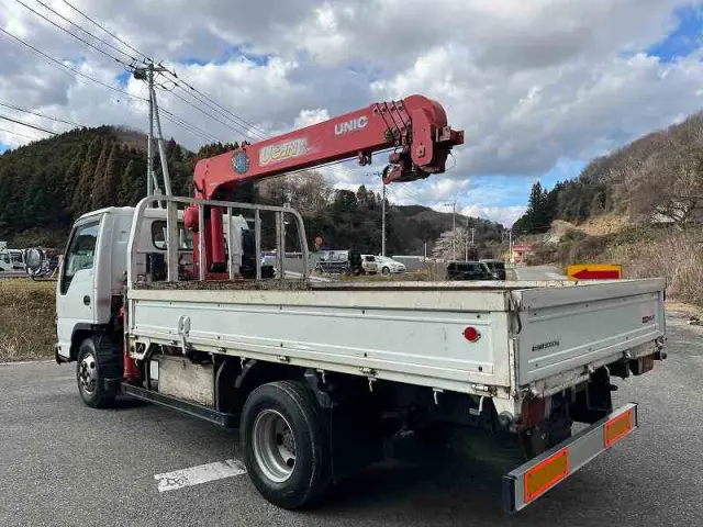 いすゞ エルフ PA-NPR81R(2WD)の写真23