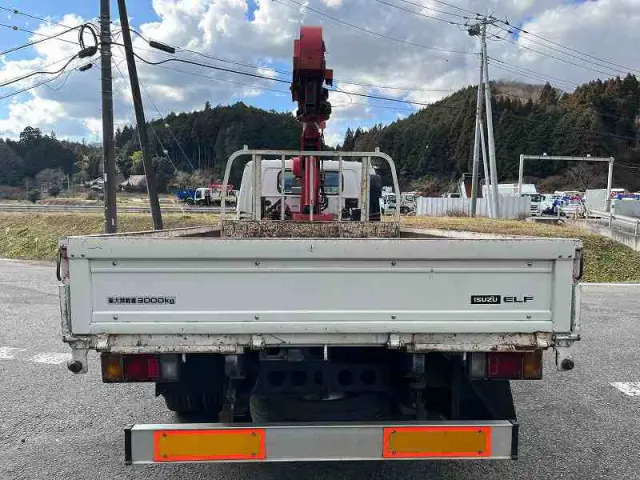 いすゞ エルフ PA-NPR81R(2WD)の写真24