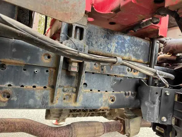 いすゞ エルフ PA-NPR81R(2WD)の写真37