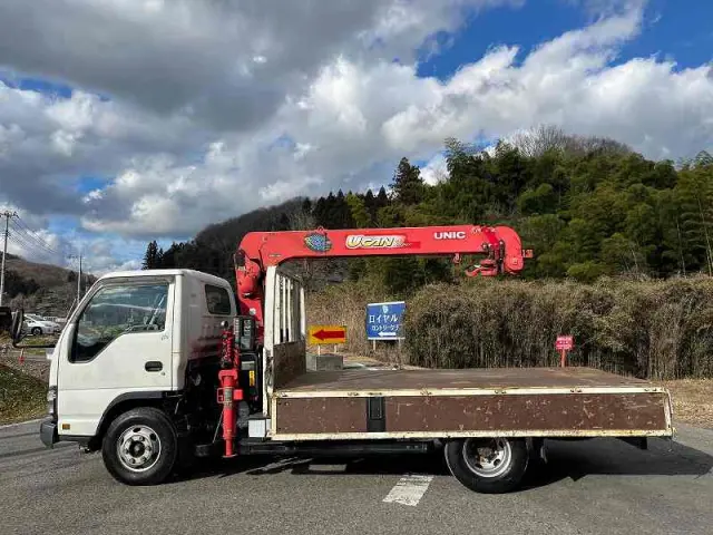 いすゞ エルフ PA-NPR81R(2WD)の写真45