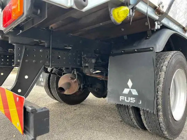 三菱 キャンター TPG-FEB90(2WD)の写真28