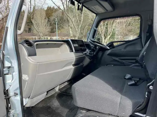 三菱 キャンター TPG-FEB90(2WD)の写真40