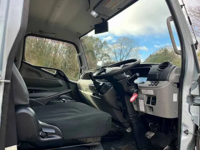 三菱 キャンター TPG-FEB90(2WD)の写真42