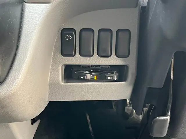 三菱 キャンター TPG-FEB90(2WD)の写真46