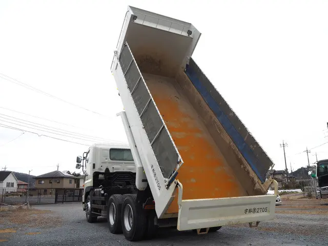 日野 プロフィア QKG-FS1EKDA(6x4)の写真15