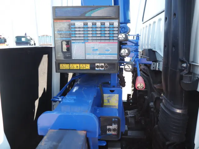 三菱 ファイター TKG-FK61F(2WD)の写真11