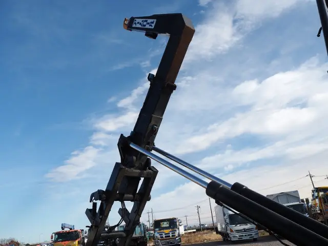 三菱 ファイター TKG-FK71F(2WD)の写真15