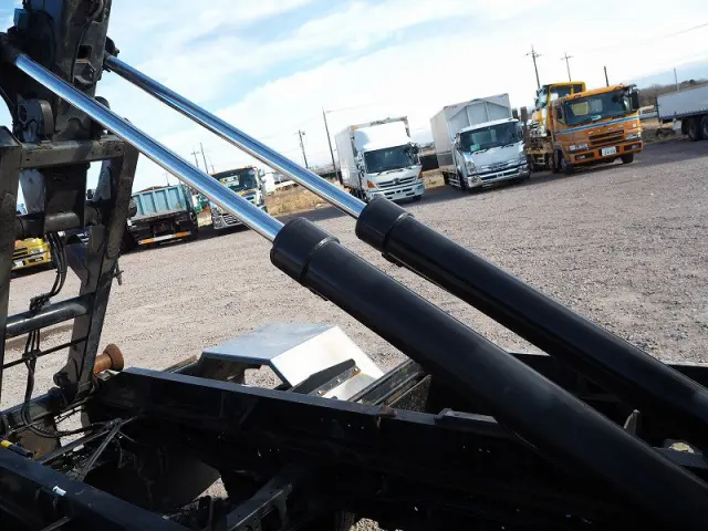 三菱 ファイター TKG-FK71F(2WD)の写真17