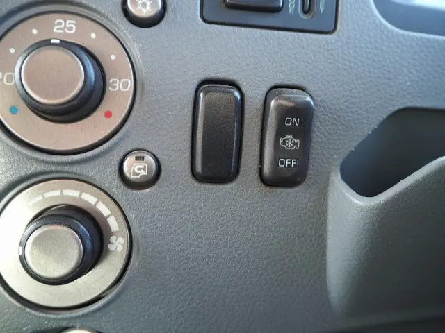 三菱 ファイター TKG-FK71F(2WD)の写真48