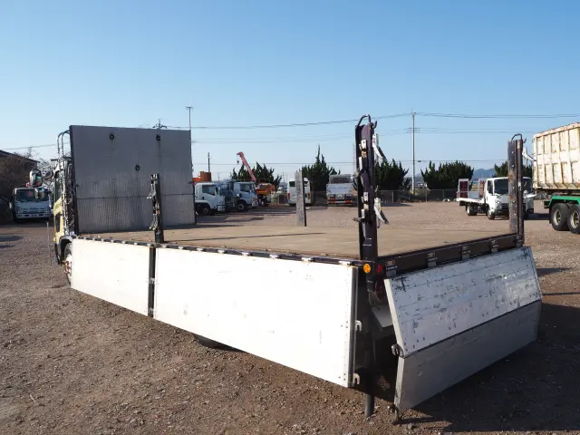 日野 レンジャー ADG-FD8JLWA(2WD)の写真9