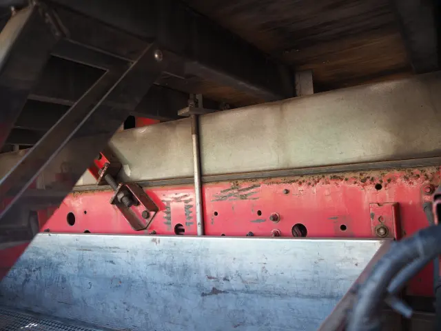 日野 レンジャー ADG-FD8JLWA(2WD)の写真18