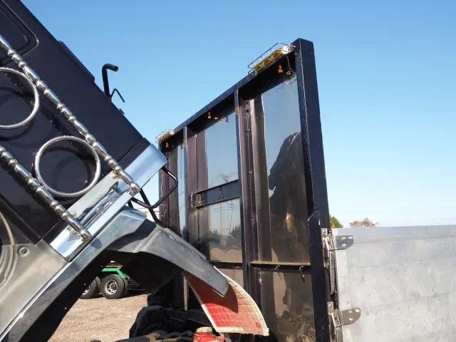 日野 レンジャー ADG-FD8JLWA(2WD)の写真35