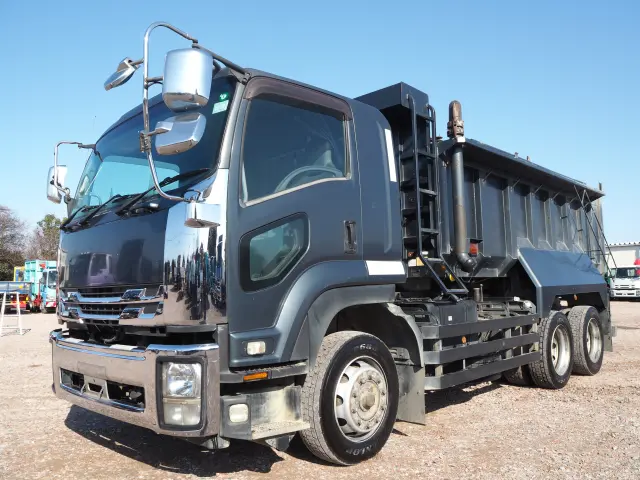 いすゞ フォワード QKG-FVZ34U2(6x4)の写真1