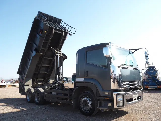 いすゞ フォワード QKG-FVZ34U2(6x4)の写真8