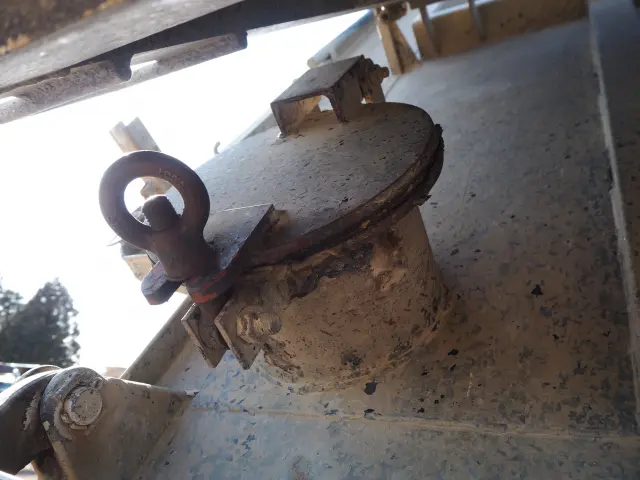 いすゞ フォワード QKG-FVZ34U2(6x4)の写真26