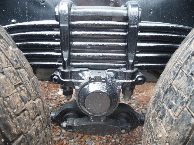 いすゞ フォワード QKG-FVZ34U2(6x4)の写真26