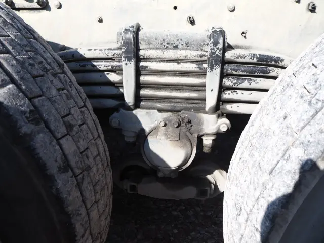 いすゞ フォワード QKG-FVZ34U2(6x4)の写真31