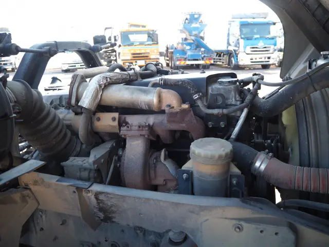 いすゞ フォワード QKG-FVZ34U2(6x4)の写真38